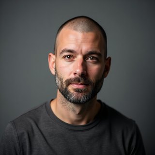 Portrait of Devon Mackay